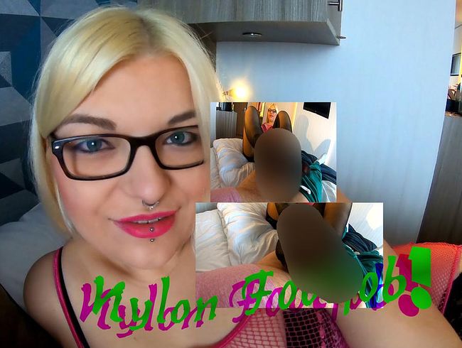 MariellaSun Porno Video: Nylon foot**b!